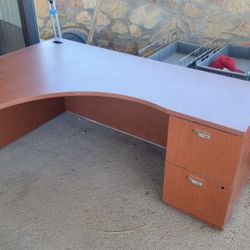 Corner Desk