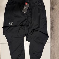 Men’s Under Armour Joggers Size M