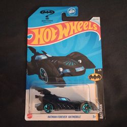 Hot Wheels - Treasure Hunt - Batman Forever Batmobile - 3/5