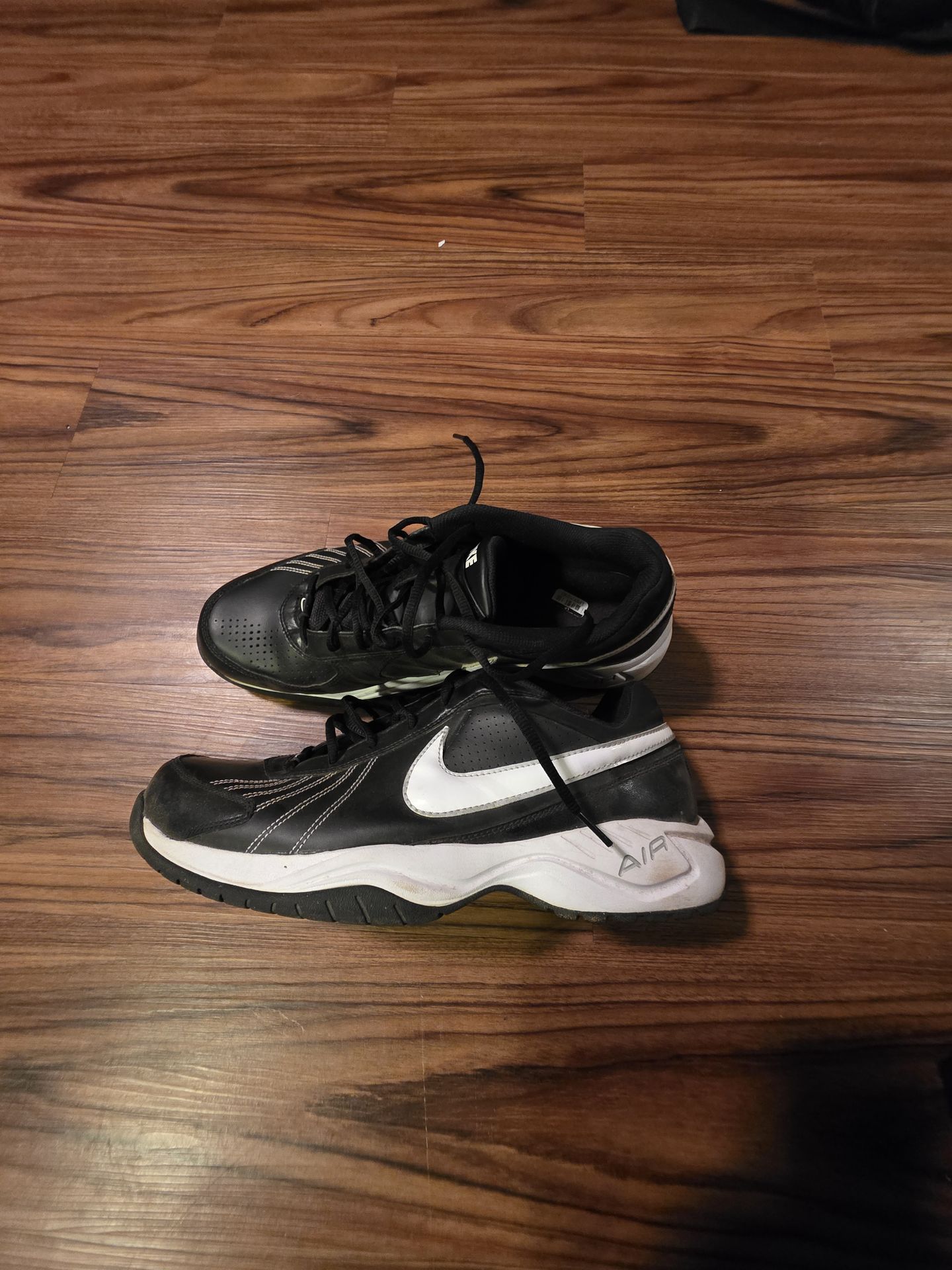 Nike Air Diamond turf shoes size 13