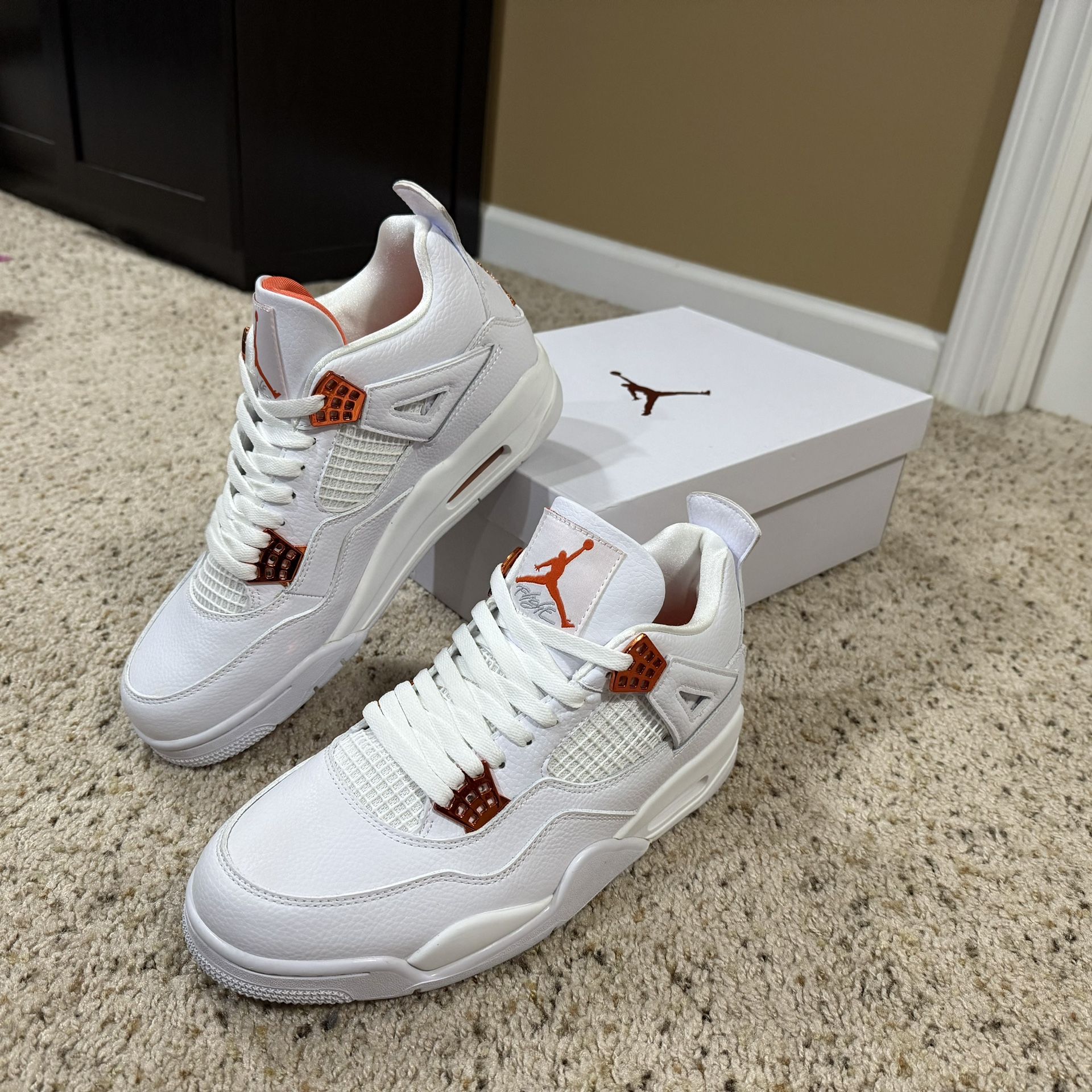 Jordan 4 Retro 'metallic orange' (size 11)