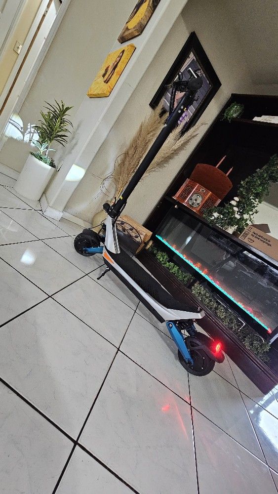 Varla Pegasus Electric Scooter