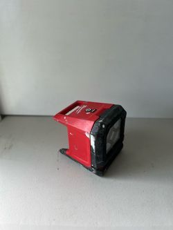 Milwaukee M18 Cordless LED Flood Light – Tool Only