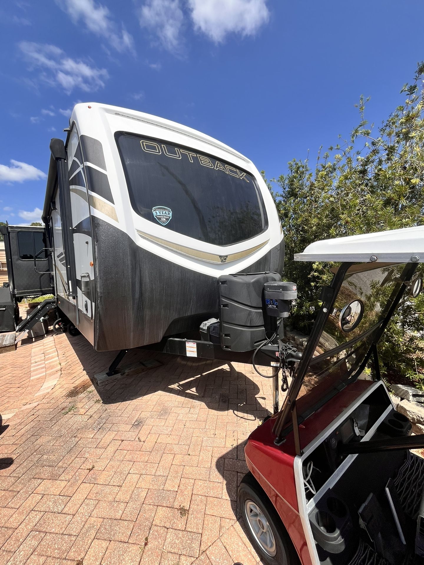 2023 Keystone Outback 38’ Trailer