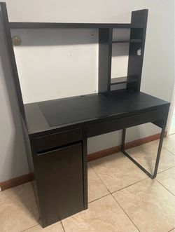 IKEA desk w shelf