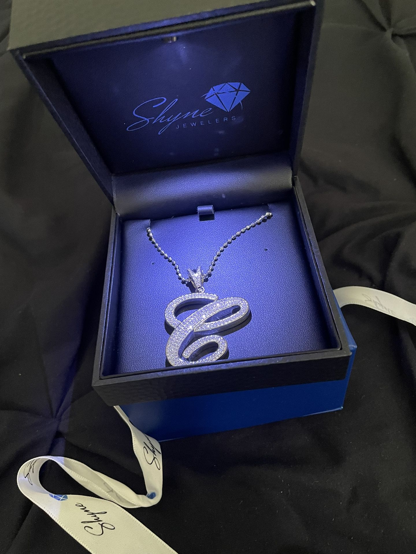 Shyne Jewelers “C” Pendent
