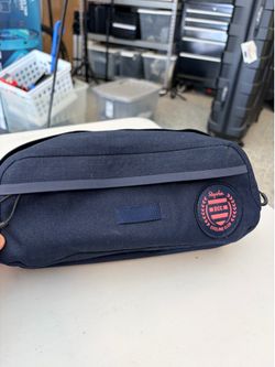 Rapha Cycling Club (RCC) Bar Bag - Navy Blue