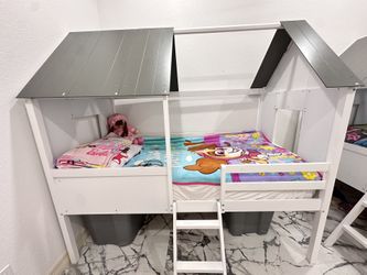 Twin House Beds