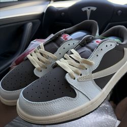 Jordan 1 Retro Low OG SP X Travis Scott US Size 11 Brand New Shipping Only
