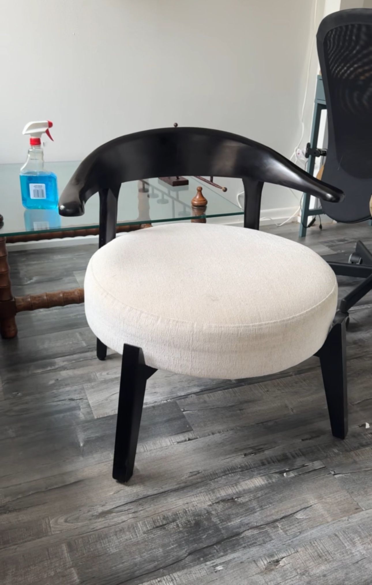 Beautiful Black and White Wood Cushion Chair