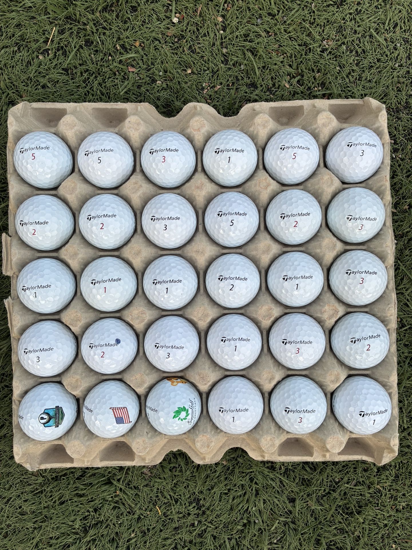 30 Golf ⛳️ Balls Taylor Made Tp5