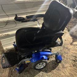 Golden Compass Sport Gp605 Power chair