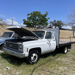 1980 Chevy 3500 Dually