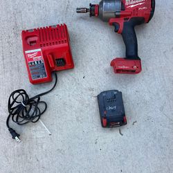 Milwaukee M18  FUEL ONE- KEY 18v lithium-Ion impact 1/2” comes with battery/charger asking $325