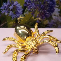 #2139, VINTAGE GOLD PLATED 1958's SPIDER BROOCH 2"IN
