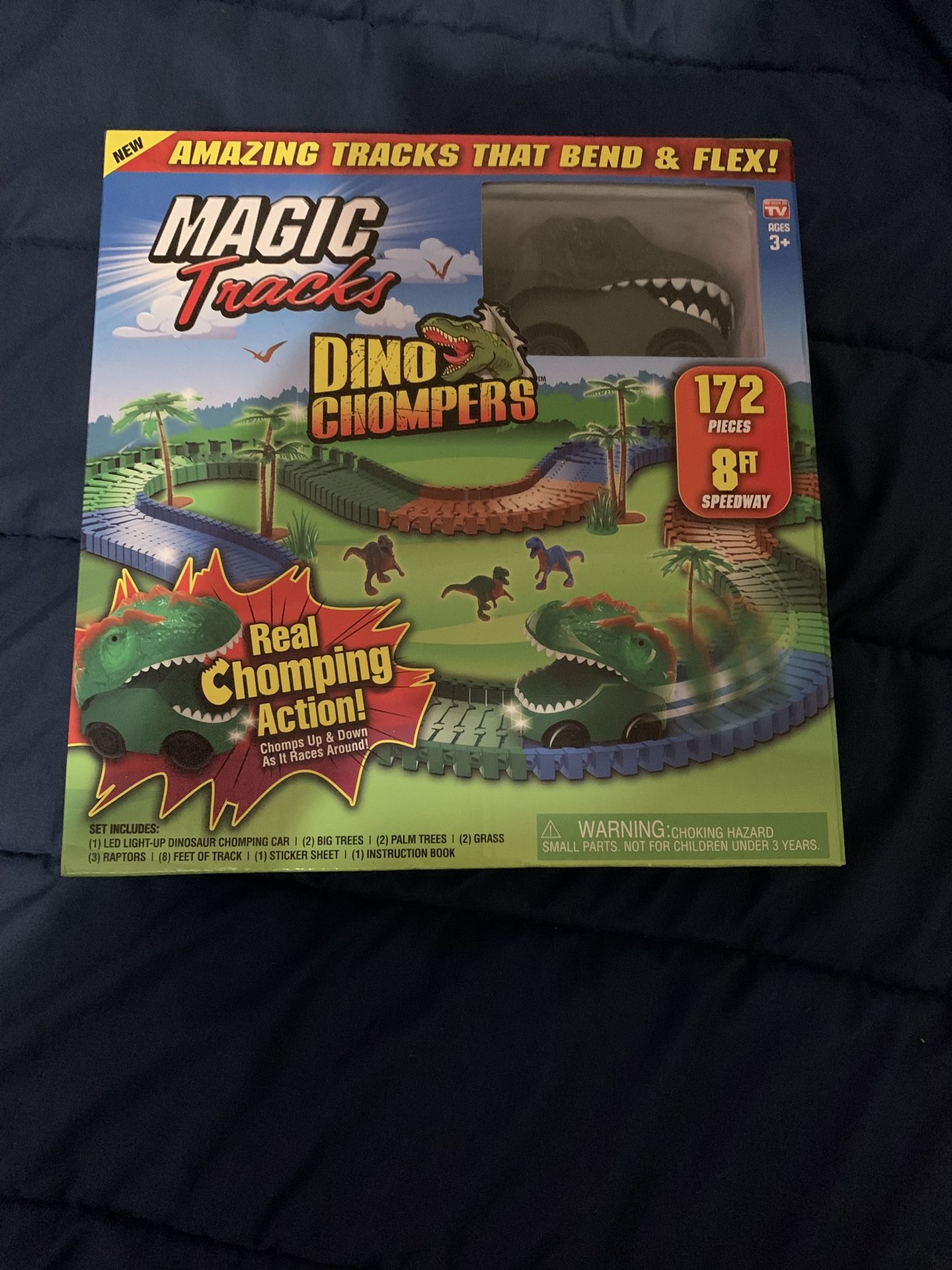 Magic Tracks Dino Chomper