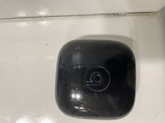 Powerbeats pro 2 earbuds