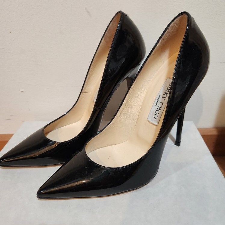 Jimmy Choo "Anouk" Size 7 (Only Worn Once!)