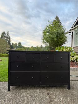 ikea hemnes 8 drawer dresser (DELIVERY AVAILABLE)