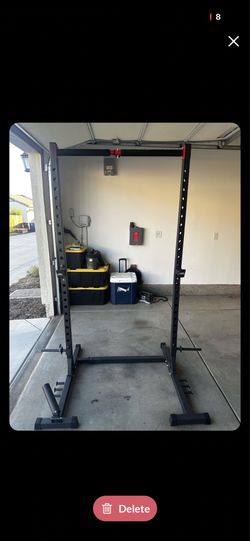Weights/ squat rack/Lat pull down
