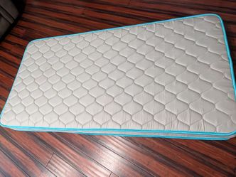 Twin Mattress Like New with Pillow Top