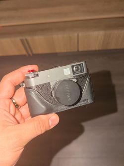 Fujifilm X Half