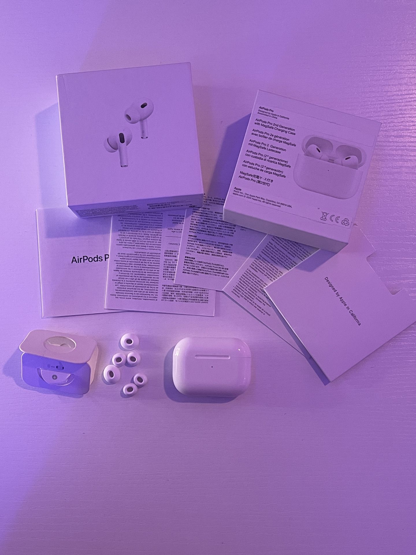 AirPod Pro 2 With MagSafe Charging Case (USED)
