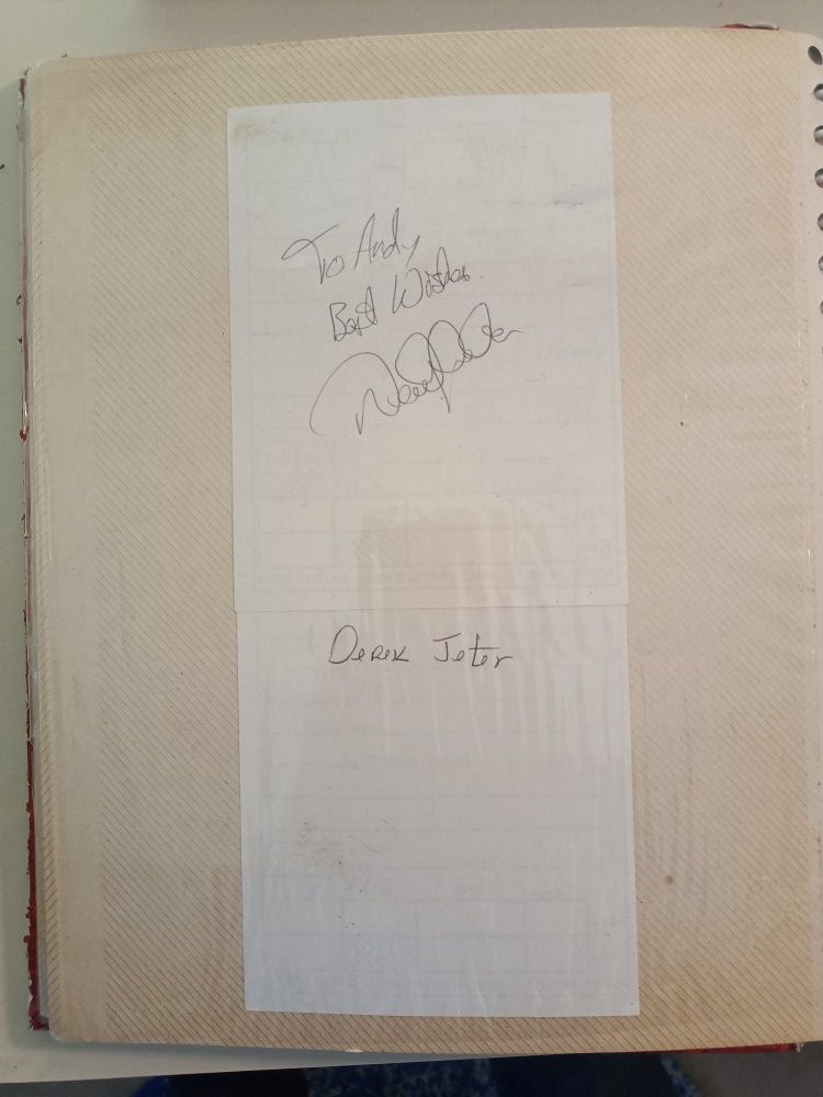 Derek Jeter Authentic Autograph H.O.F