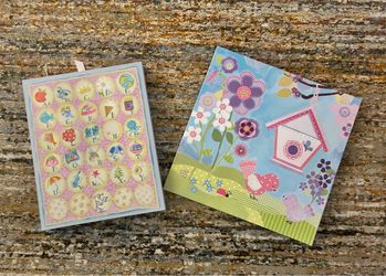 Oopsy Daisy Canvas Wall Decor/ frame/ toys/ furniture/ kids