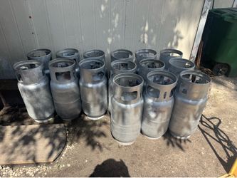 Forklift Propane Tanks newly re certified tanks 70$ each full