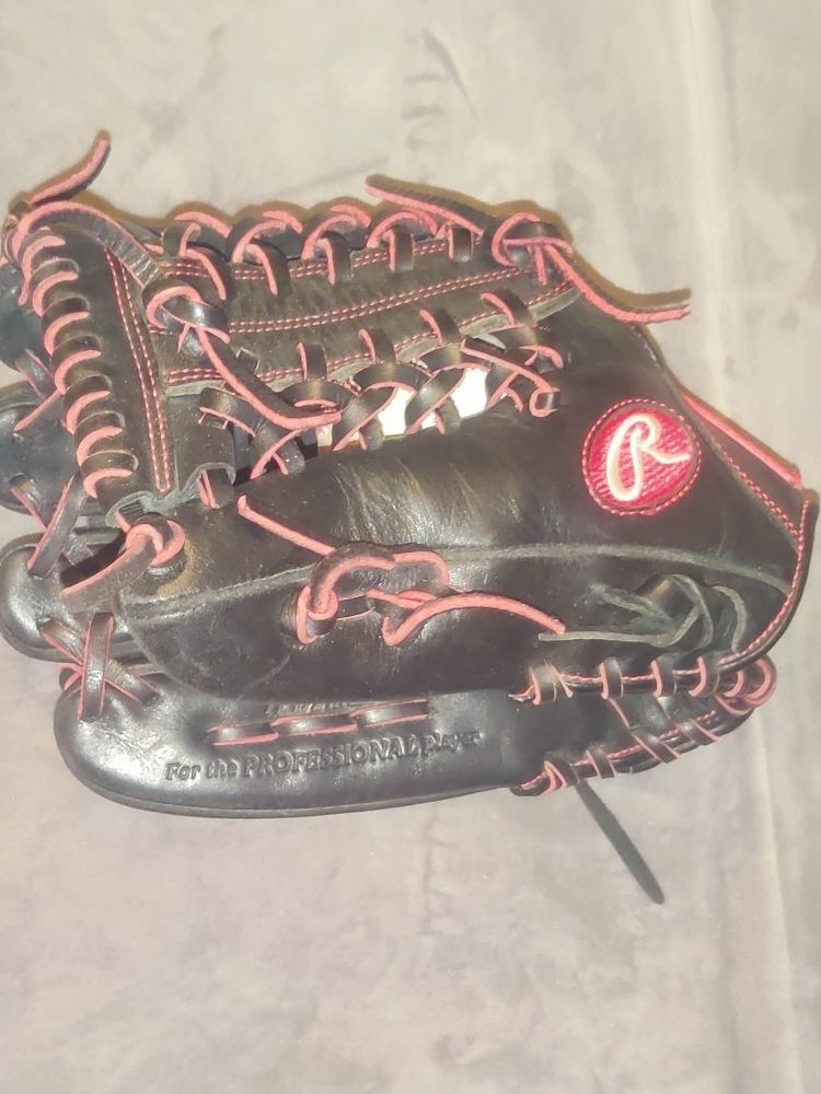 Left Handed Rawlings Gold Glove Trapeze 11.5"