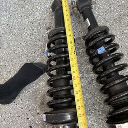 2023 F150 Front Struts With Leveling Kit