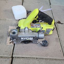 Ryobi 18v Cordless Handheld Wet/ Dry Masonry Tile Saw 