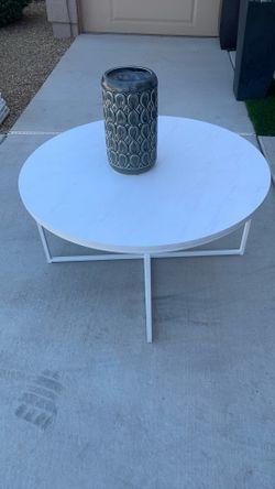 Round Coffee Table