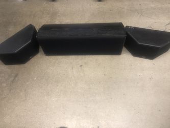 Klipsch Kv3 Center Channel And Ss 5 Speakers