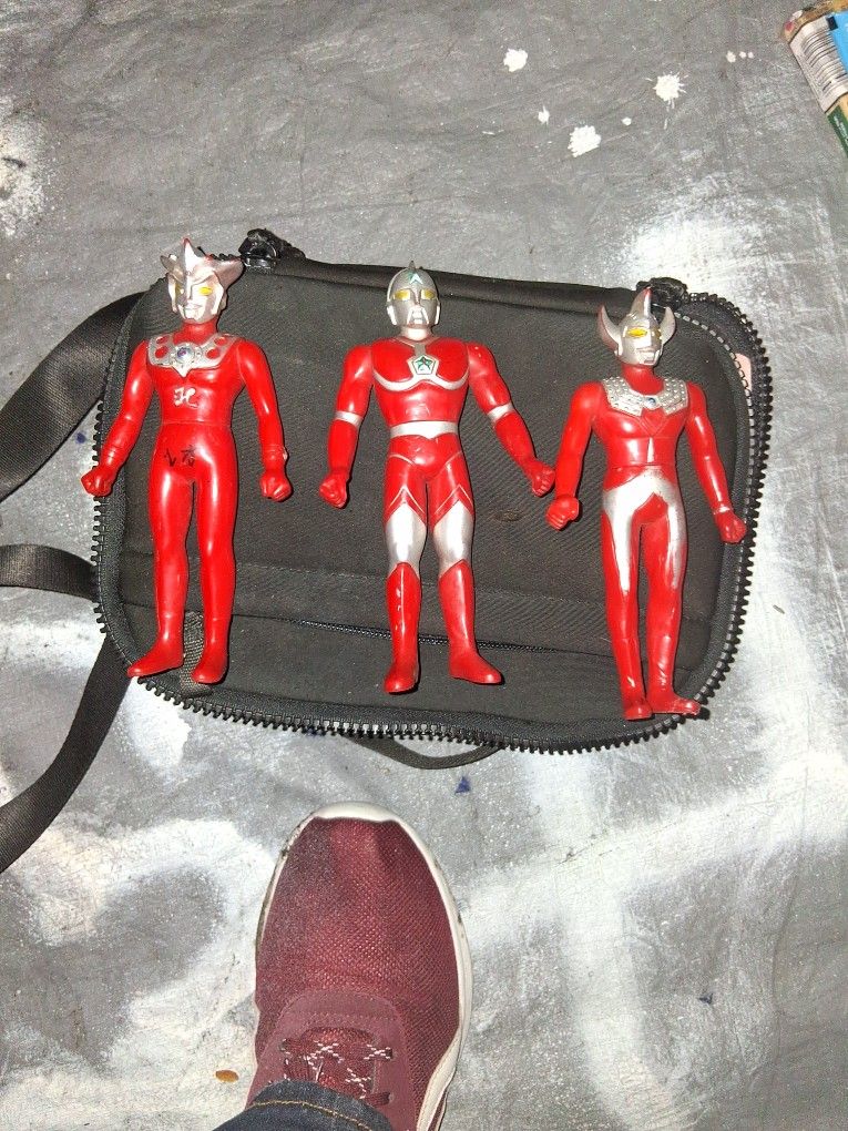 Original Toys From https://offerup.com/redirect/?o=MTk4MC5pbg== Good Condition
