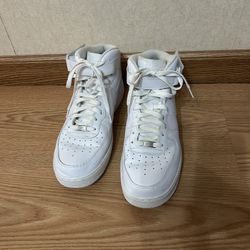 Men’s Nike Air Force 1 High ‘07 Shoes