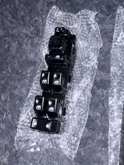 New 03-07 Chevy driver side window switch