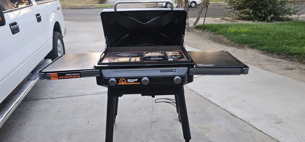 Traeger Flatrock 3 Burner