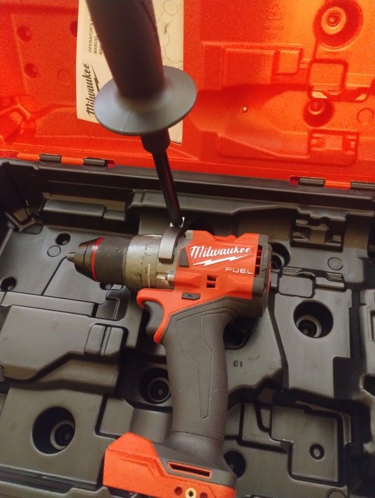 Used Gen 4 M18 MILWAUKEE FUEL Hammer Drill Tool Y CASE ONLY $95