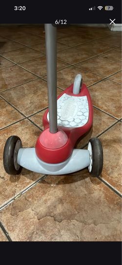 3- wheel radio flyer scooter