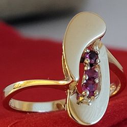 ❤️14k Size 6.25 Lovely Solid Yellow Gold Rubies Gemstones Ring!/ Anillo de Oro con rubíes!👌🎁Post Tags: Anillo de Oro