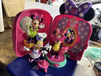 Minnie Mouse Bowtique  Snap On Dress Up Playset