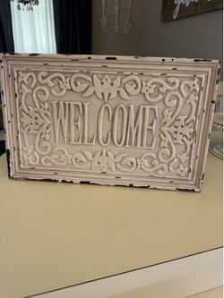Small Welcome Sign