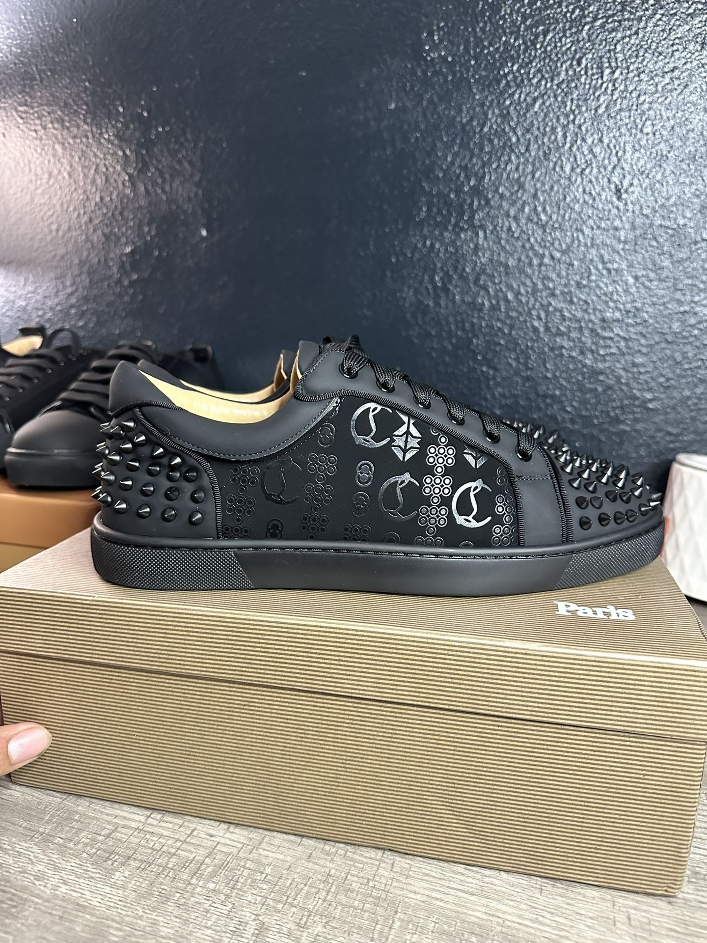 Redbottoms Mens Size 10 Mens