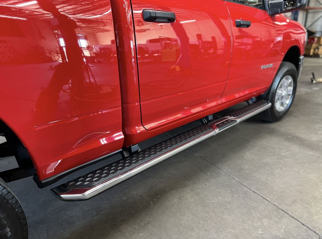 Oem Ram2500 Side Steps