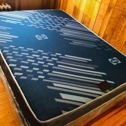 Queen size mattress 10”thick brand New Delivery 🚚 available