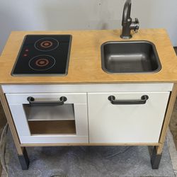 Child’s Play Kitchen