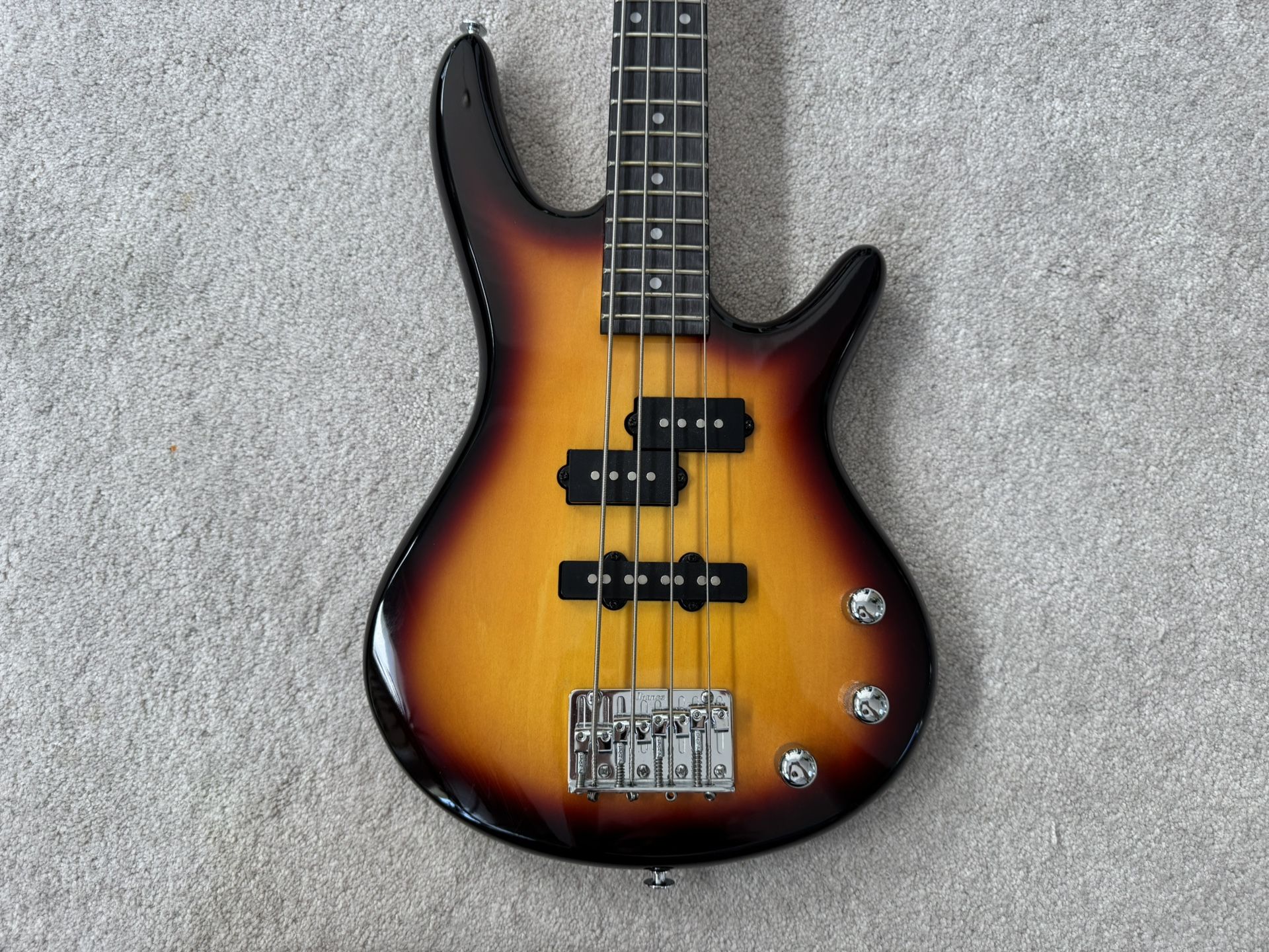 Ibanez Gio Soundgear 4-String Bass – Excellent Condition