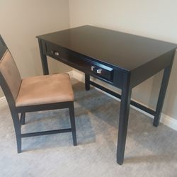 Table And Chair By Millennium